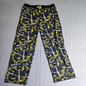 Batman pyjama pants boys size M (10-12) black with graphic design